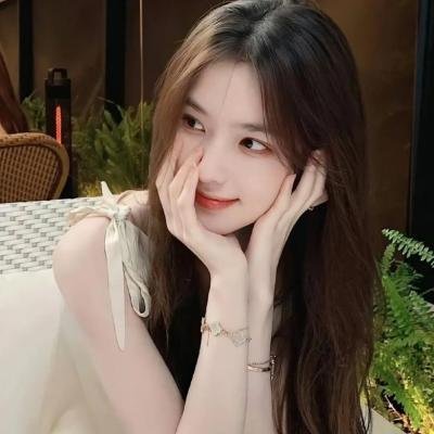 春燕展翅